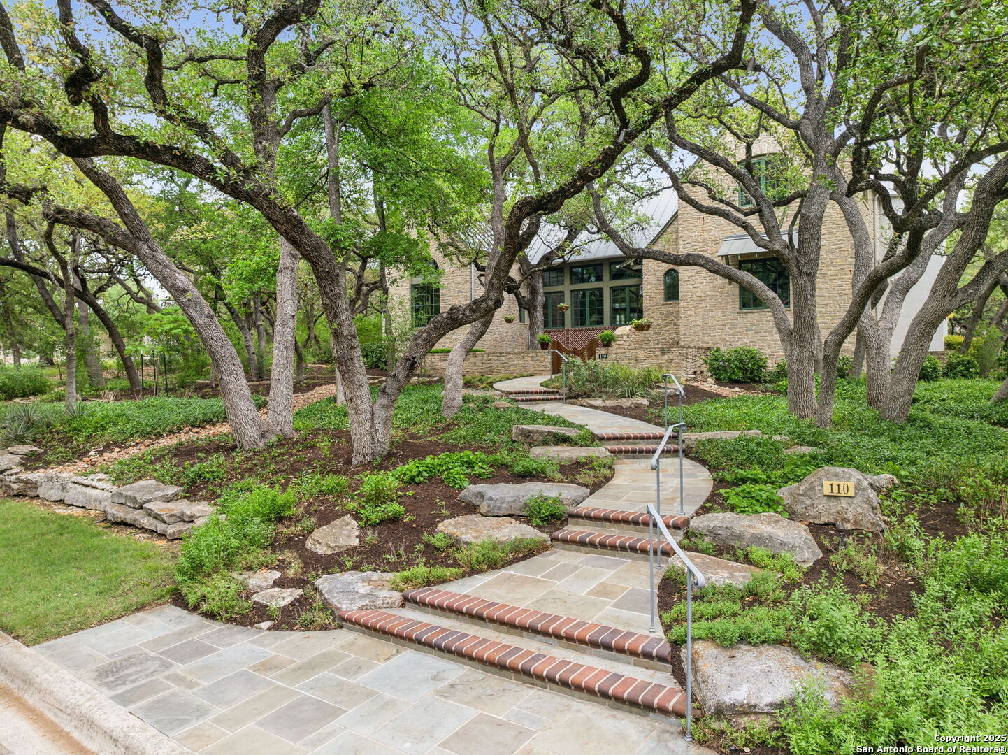 110 Turnberry Way