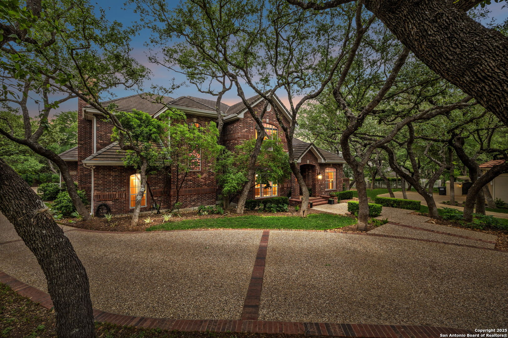 11822 Elmscourt