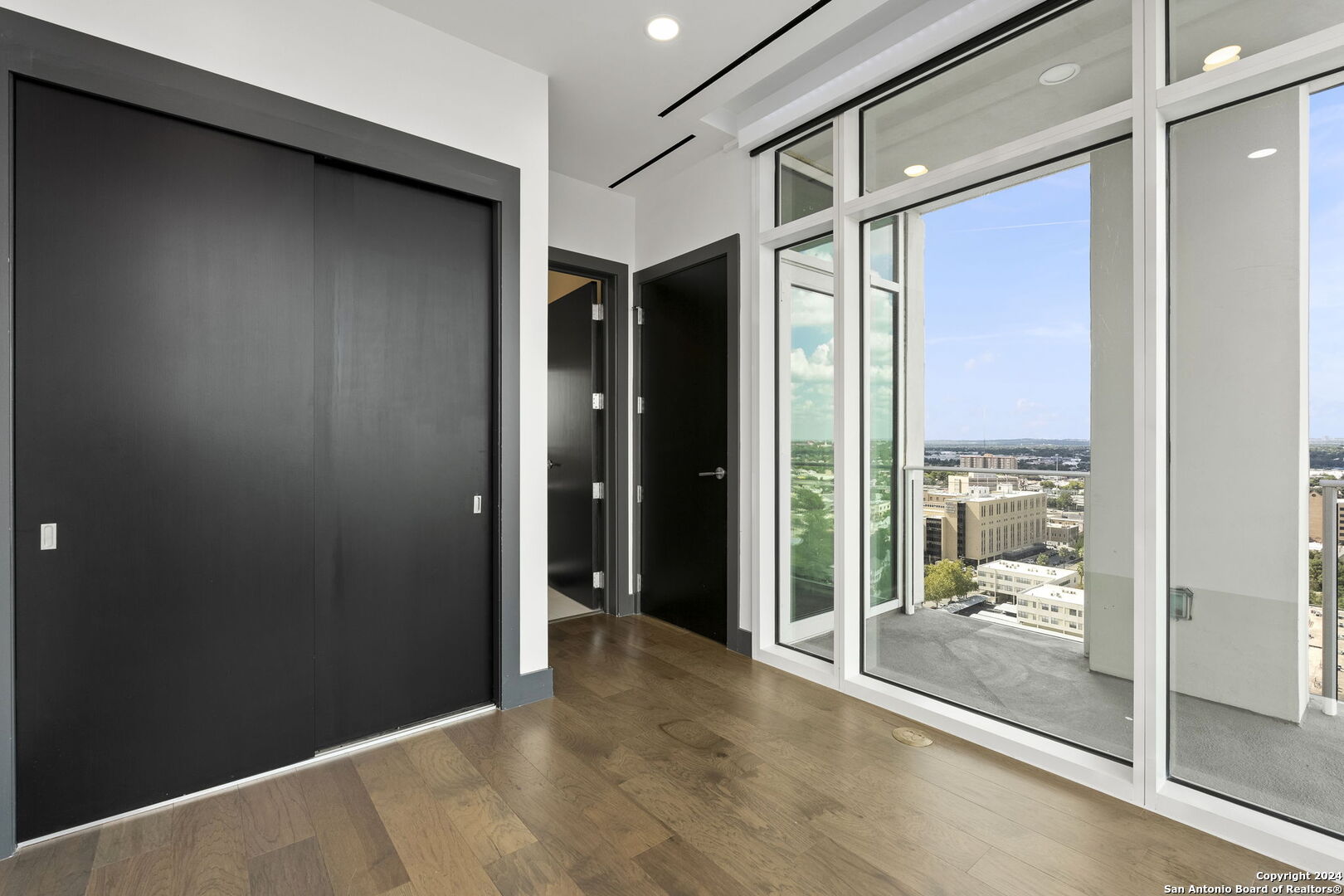 123 Lexington Ave 1501