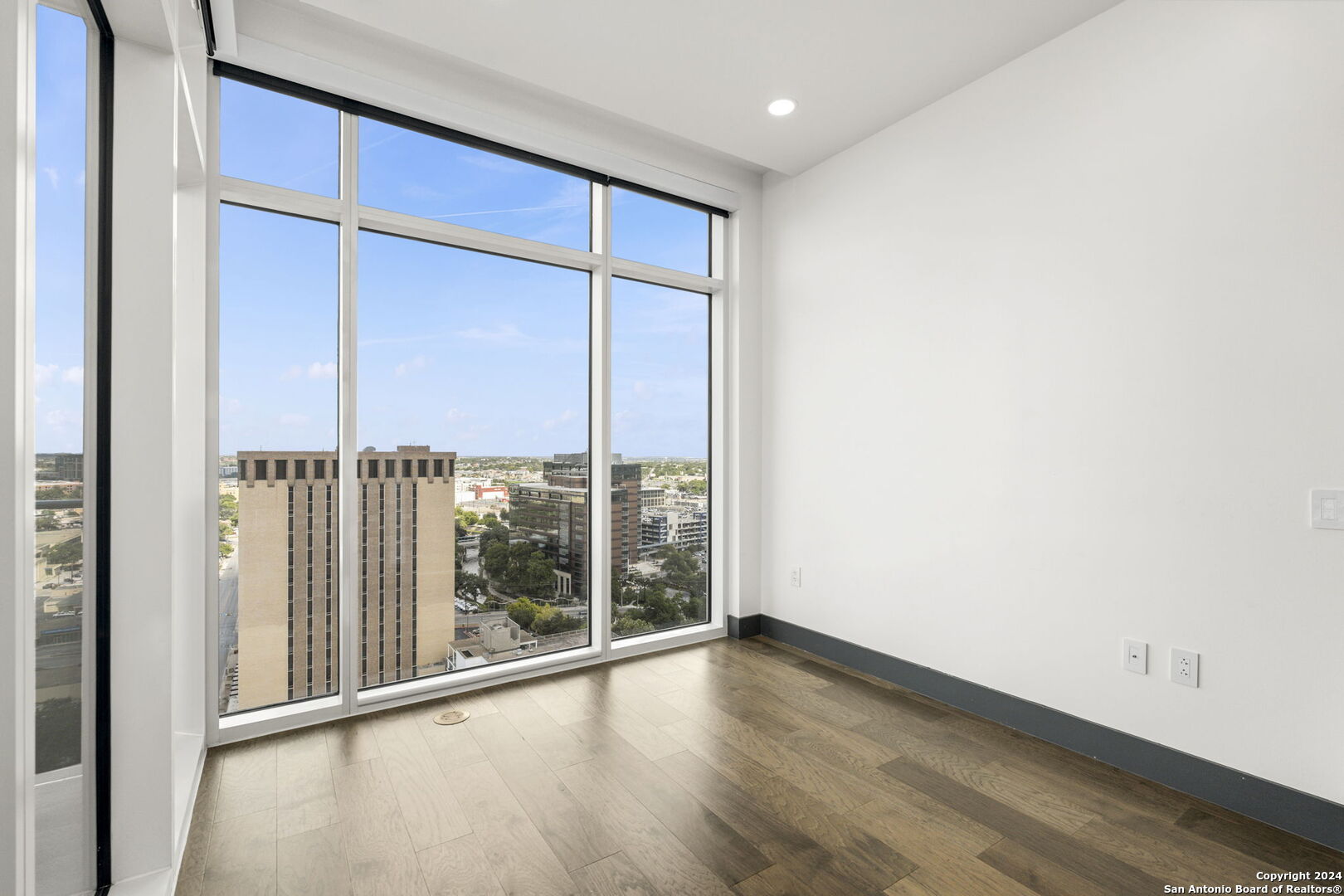 123 Lexington Ave 1501