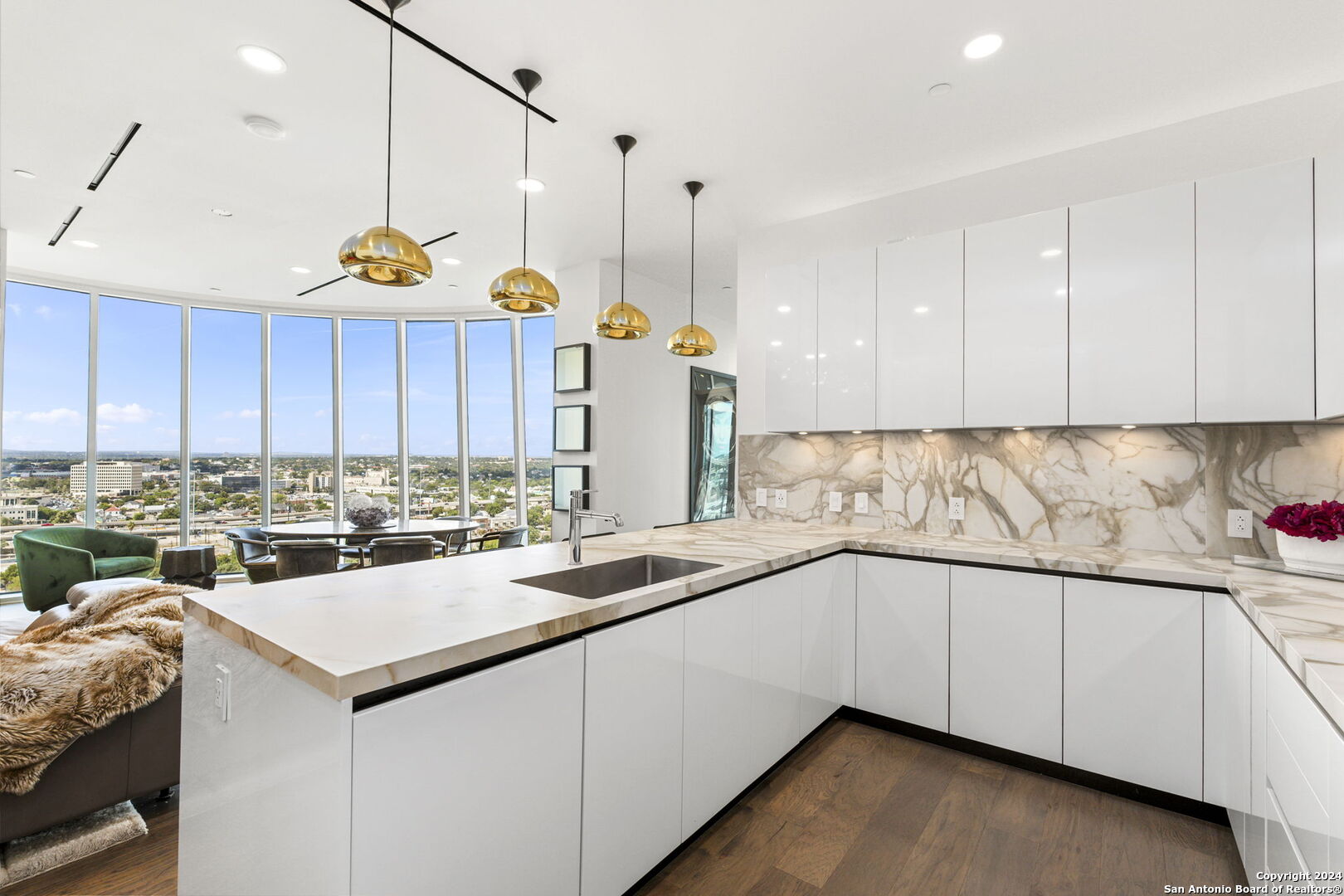 123 Lexington Ave 1501