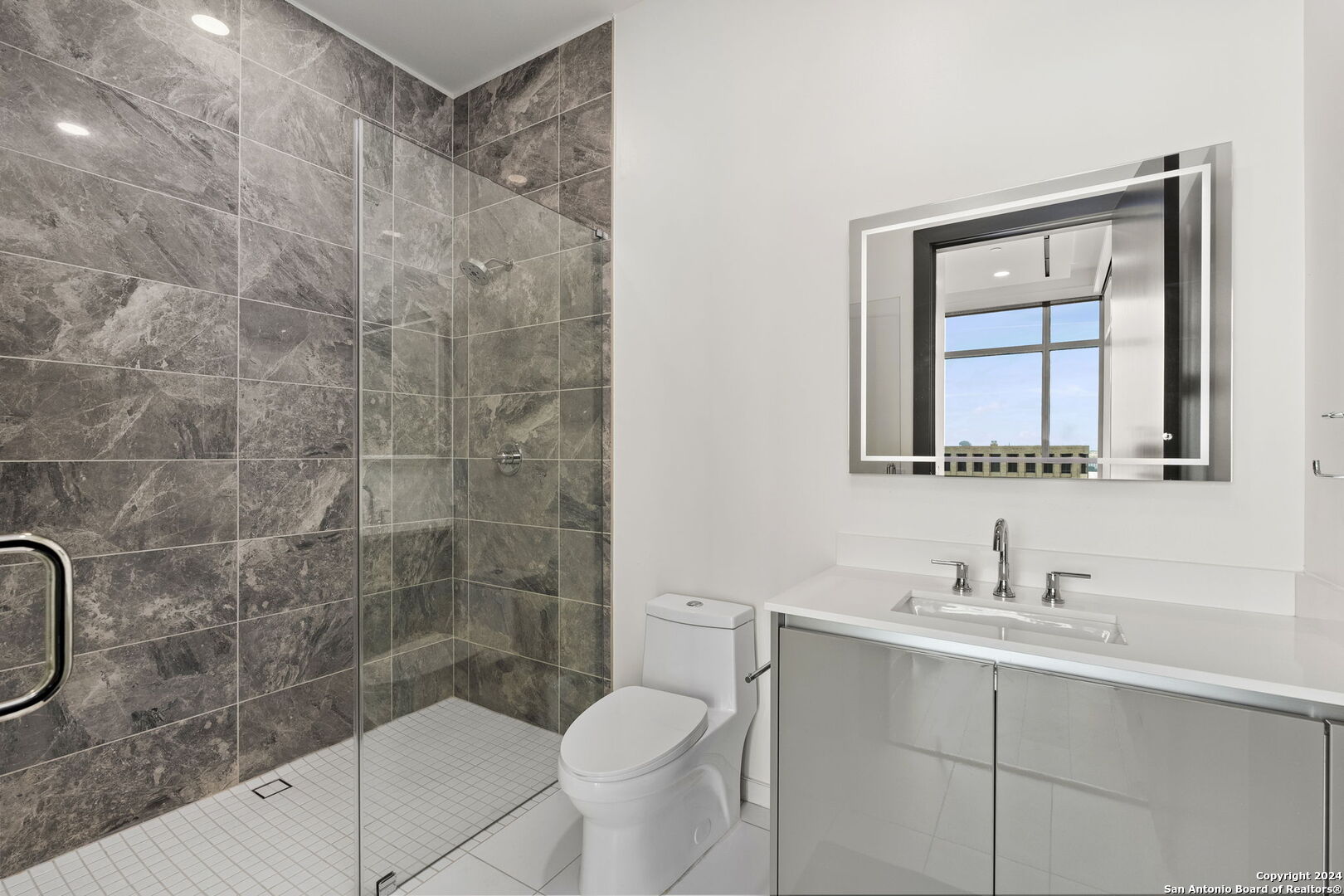 123 Lexington Ave 1501