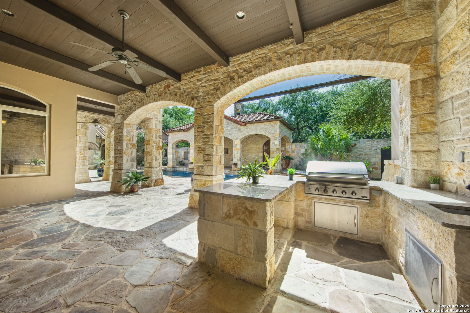 607 Bentley Manor