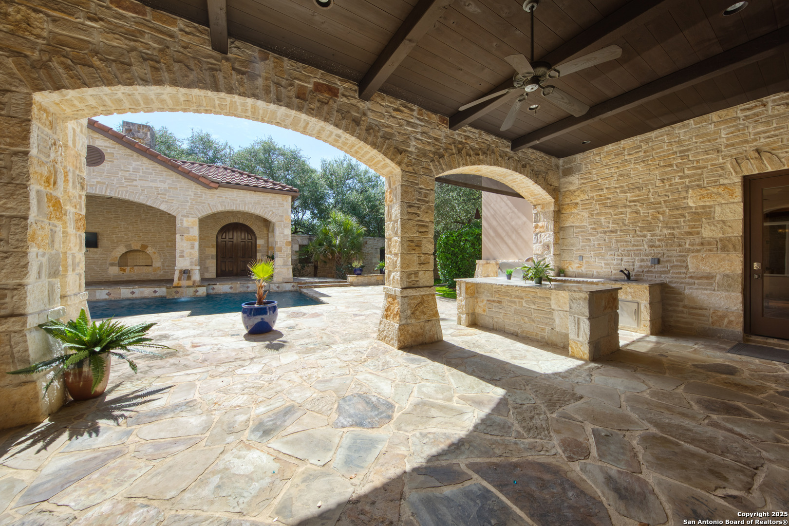 607 Bentley Manor