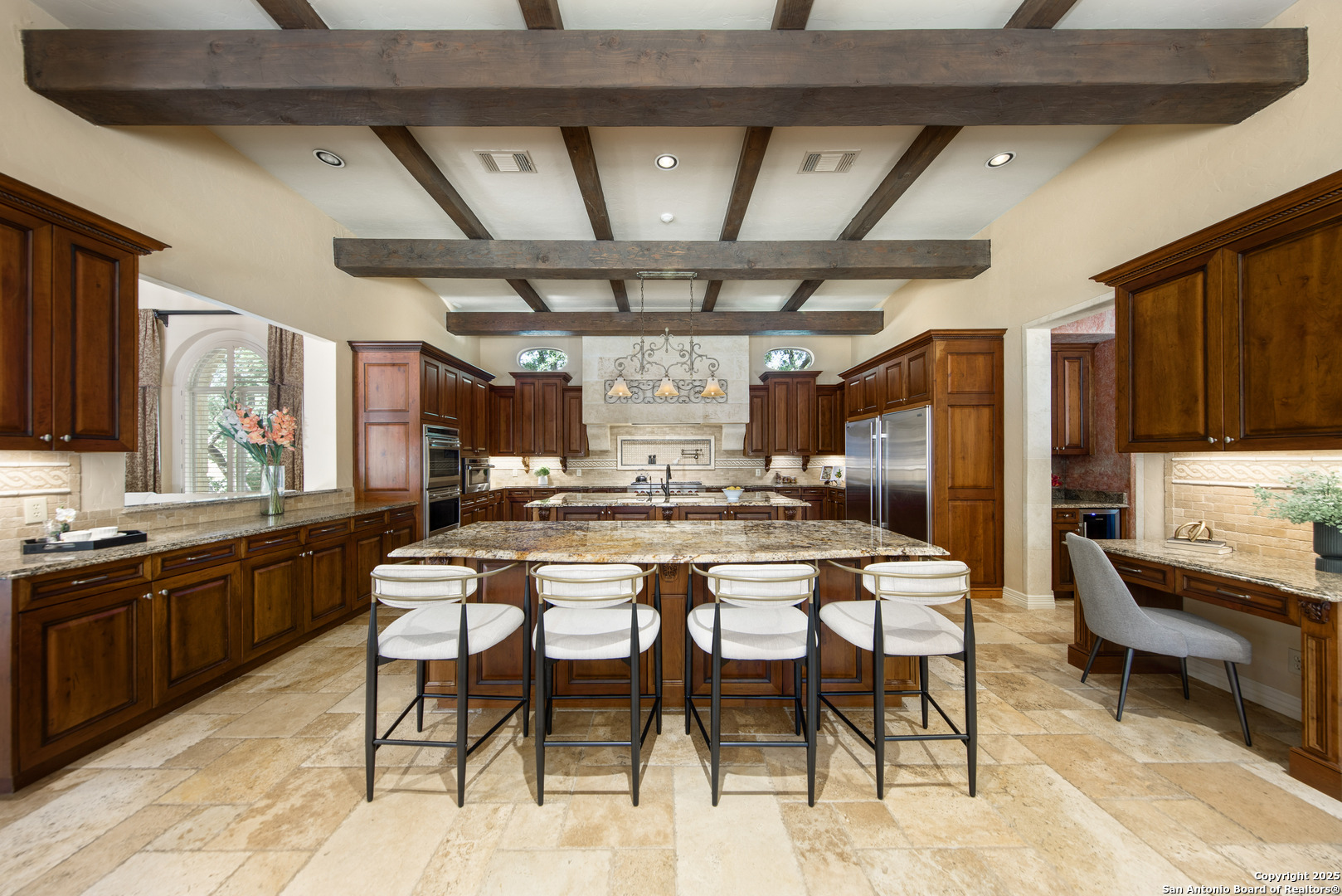 607 Bentley Manor