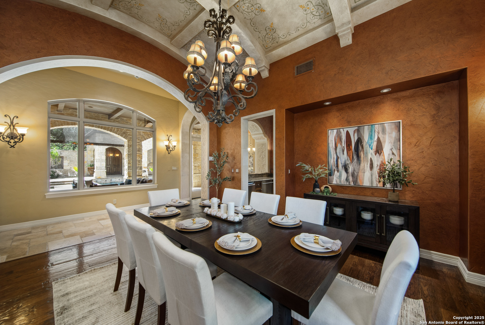 607 Bentley Manor