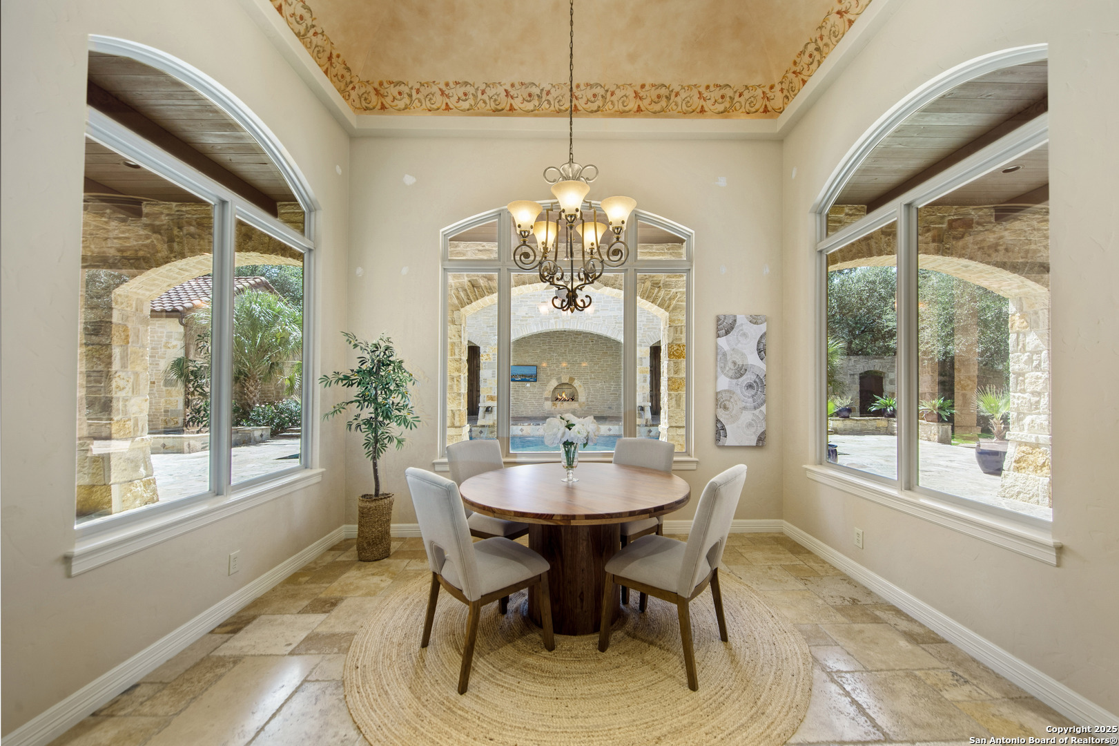 607 Bentley Manor