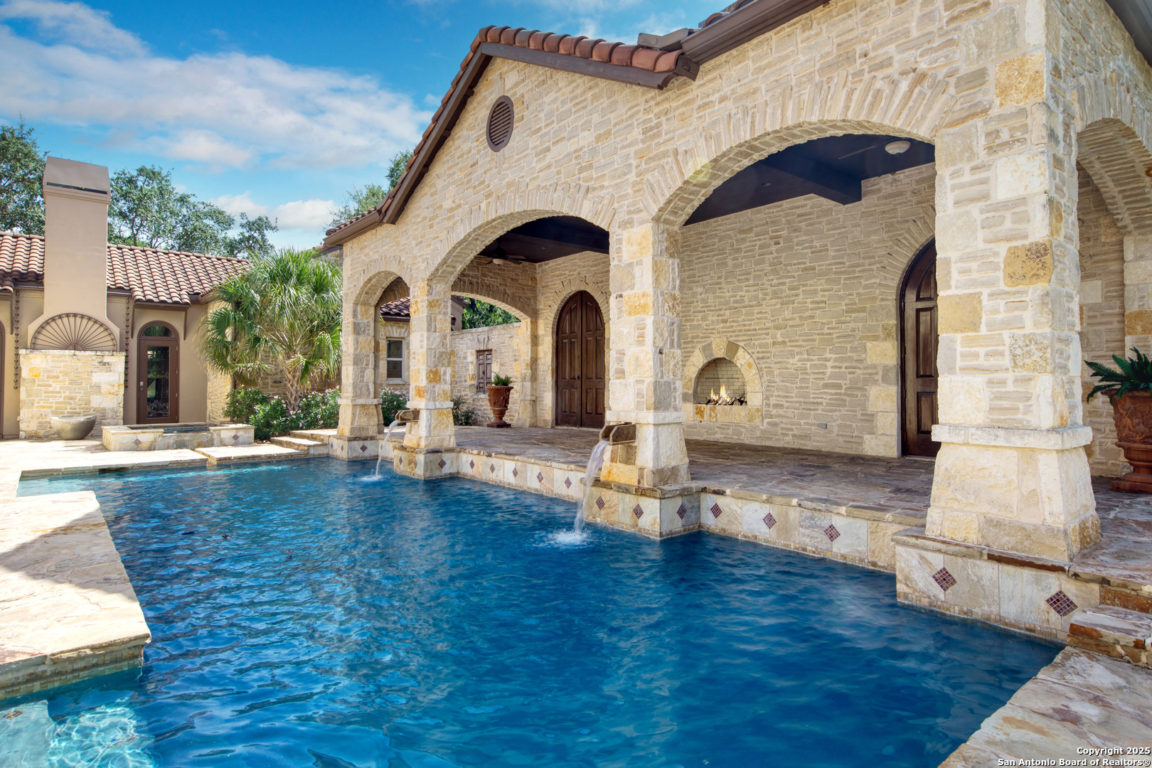 607 Bentley Manor