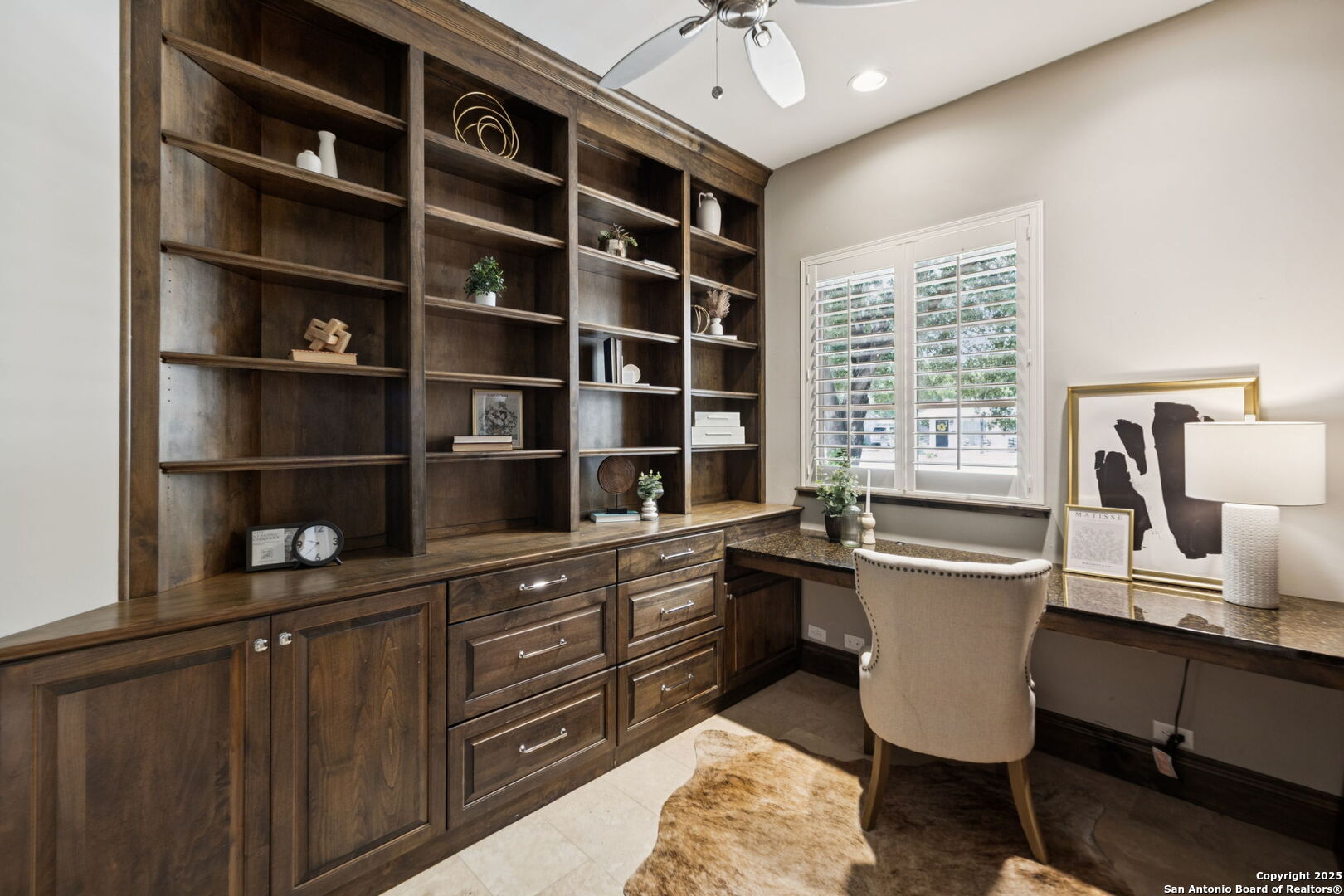 836 Canterbury Hill