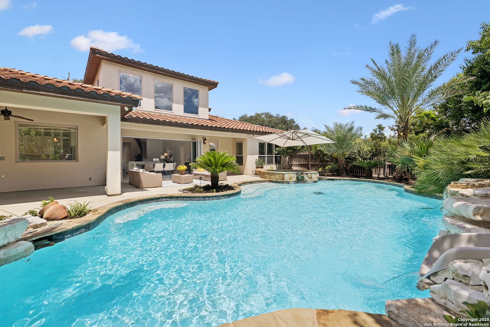 836 Canterbury Hill