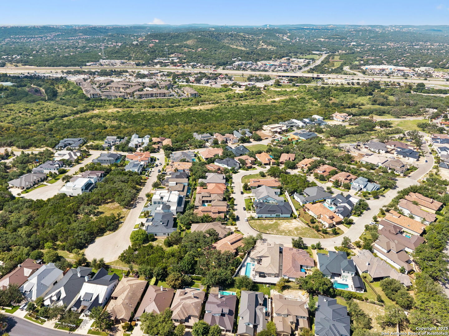 7142 Bluff Run