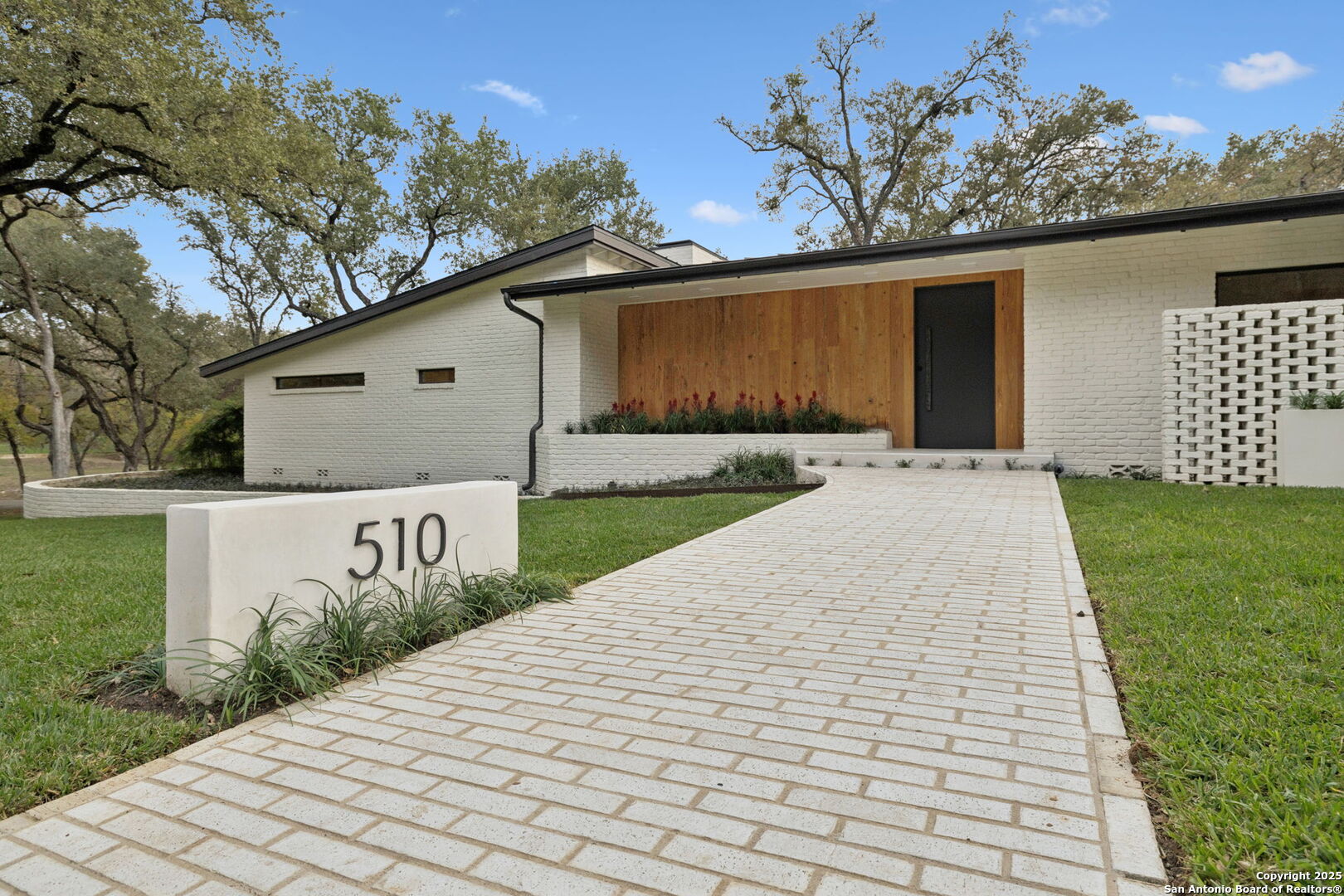 510 Lamont