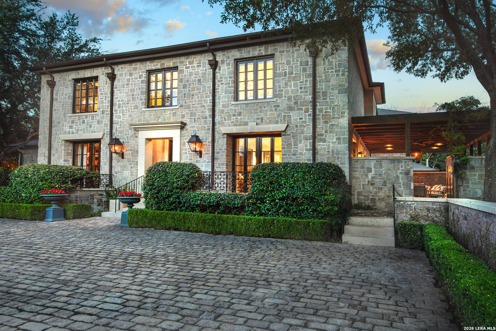 20 Thornhurst