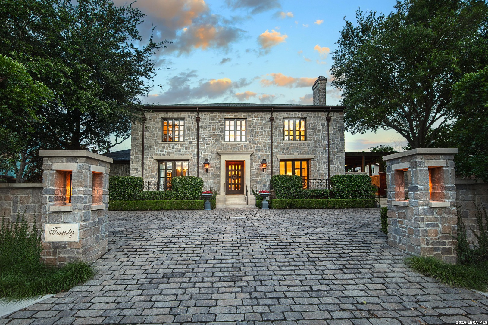 20 Thornhurst