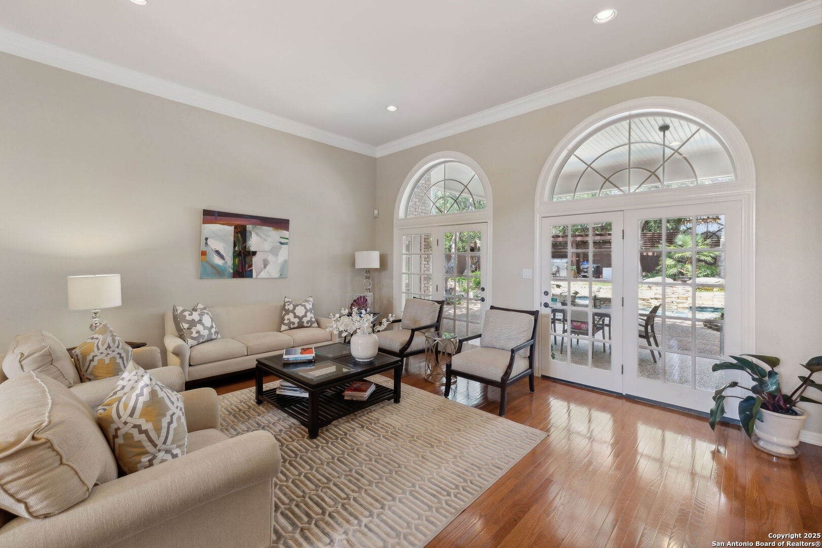 10 Inwood Manor