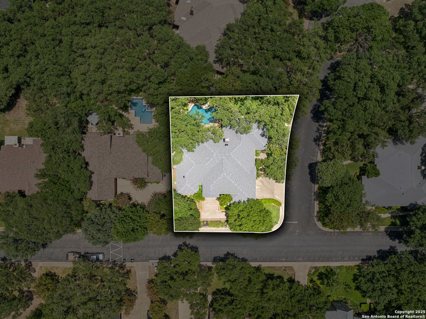 10 Inwood Manor