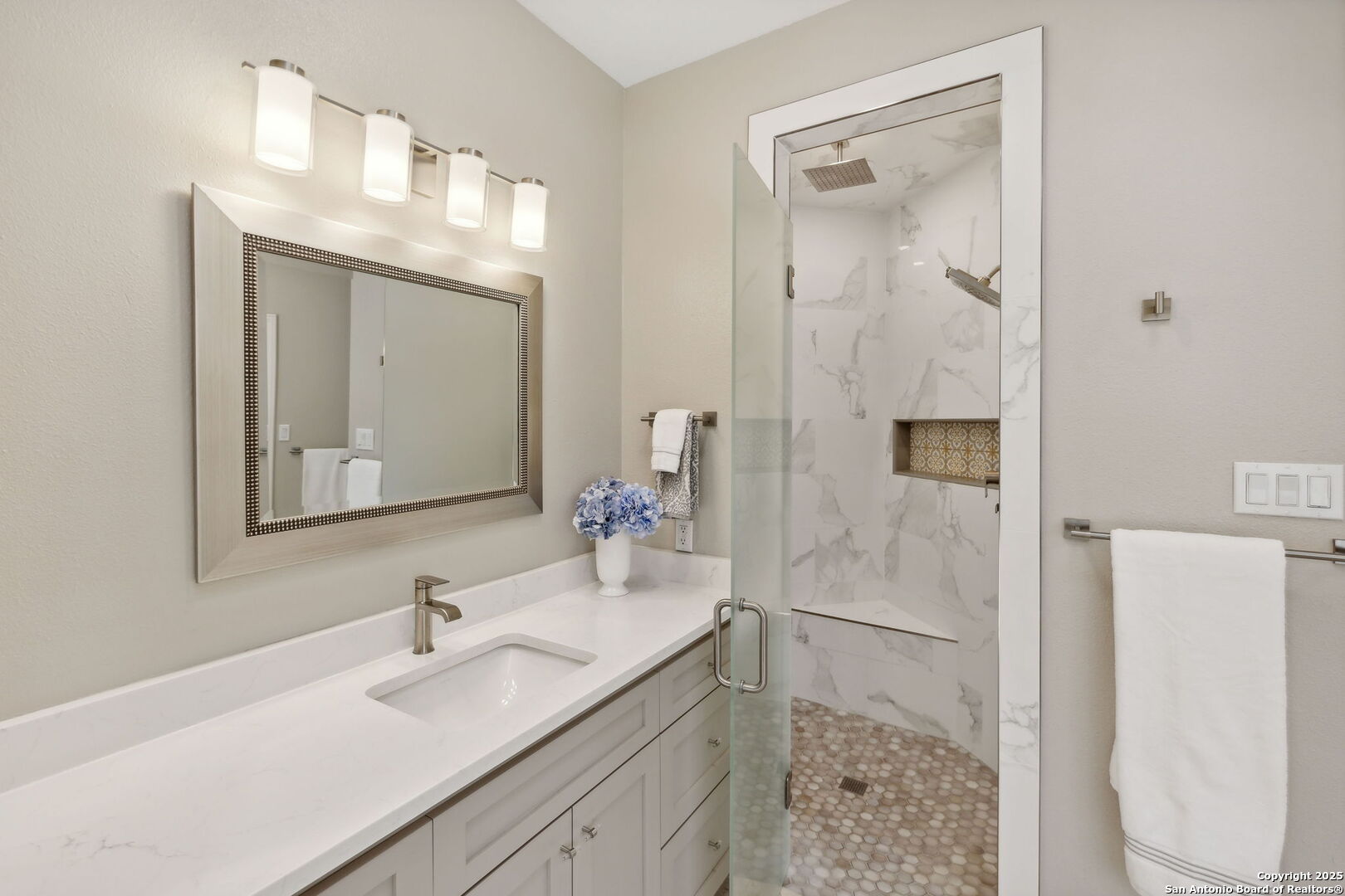 10 Inwood Manor