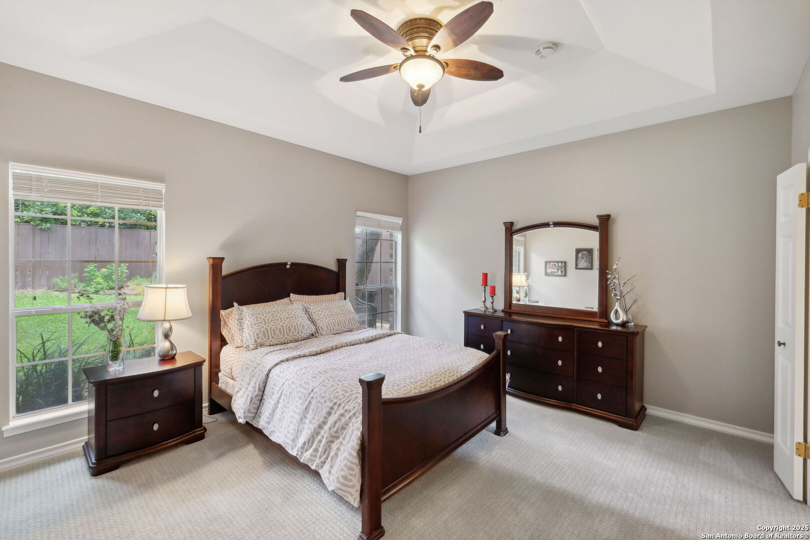 10 Inwood Manor