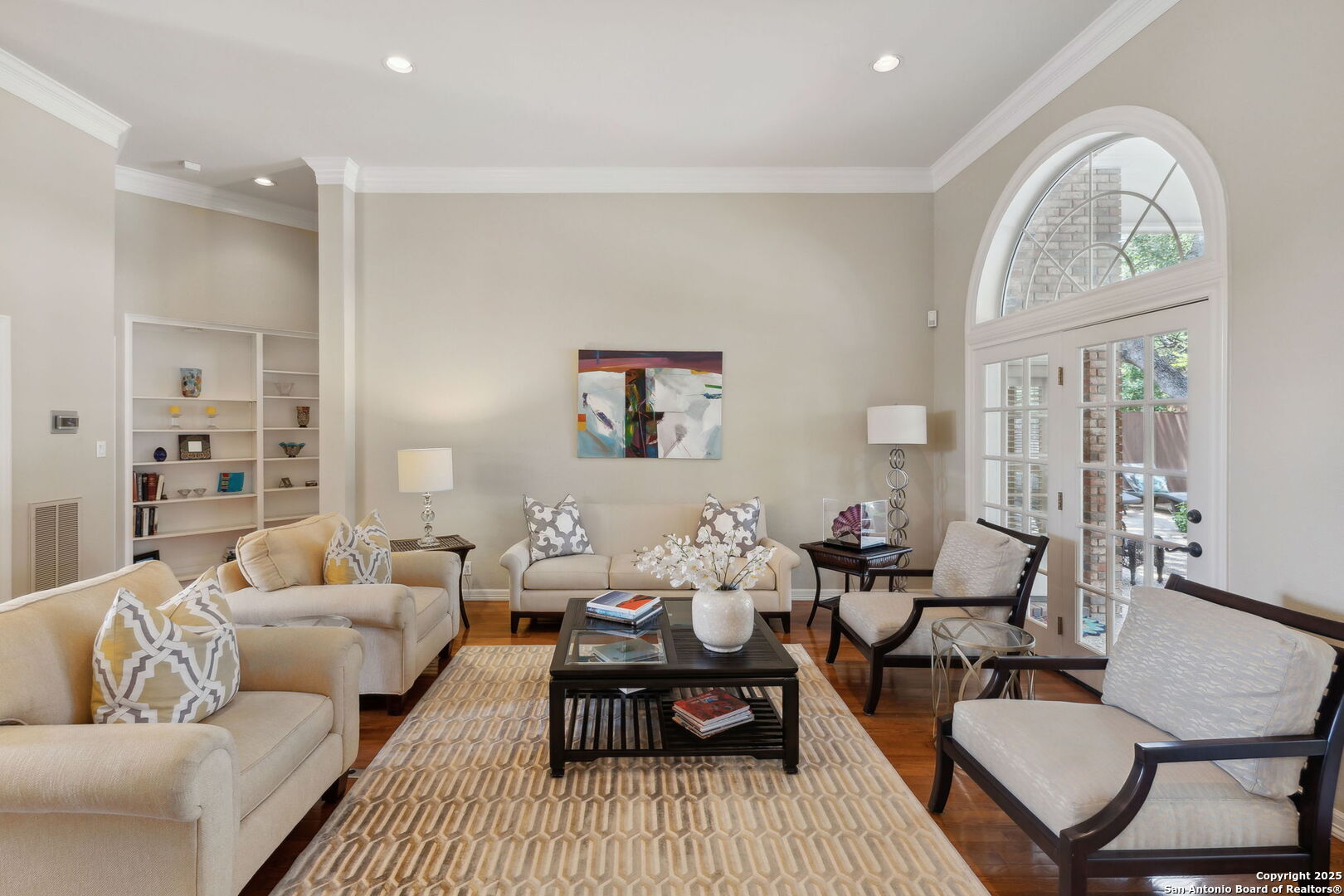 10 Inwood Manor