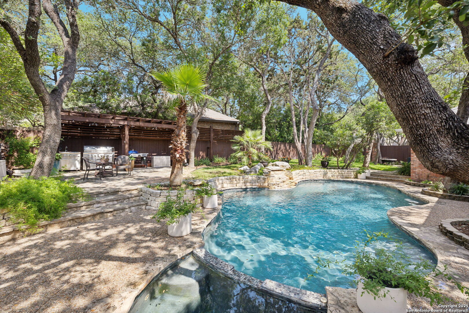 10 Inwood Manor