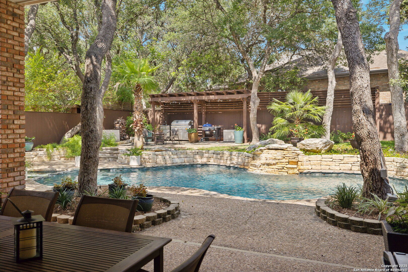 10 Inwood Manor