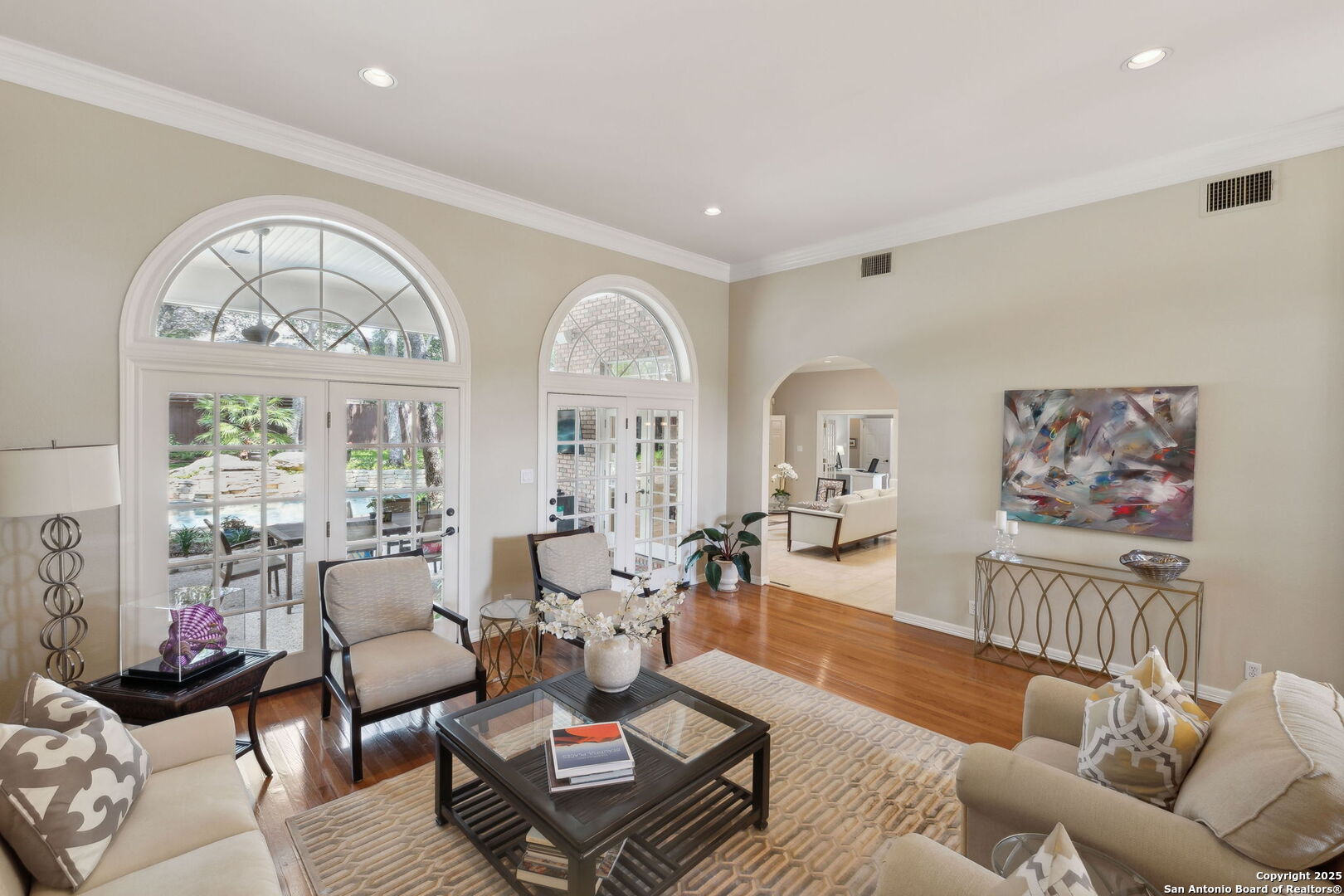 10 Inwood Manor