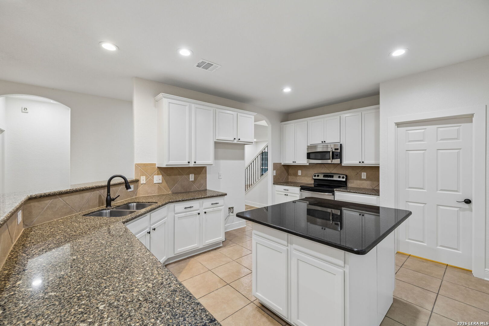 113 BRUNSWICK DR