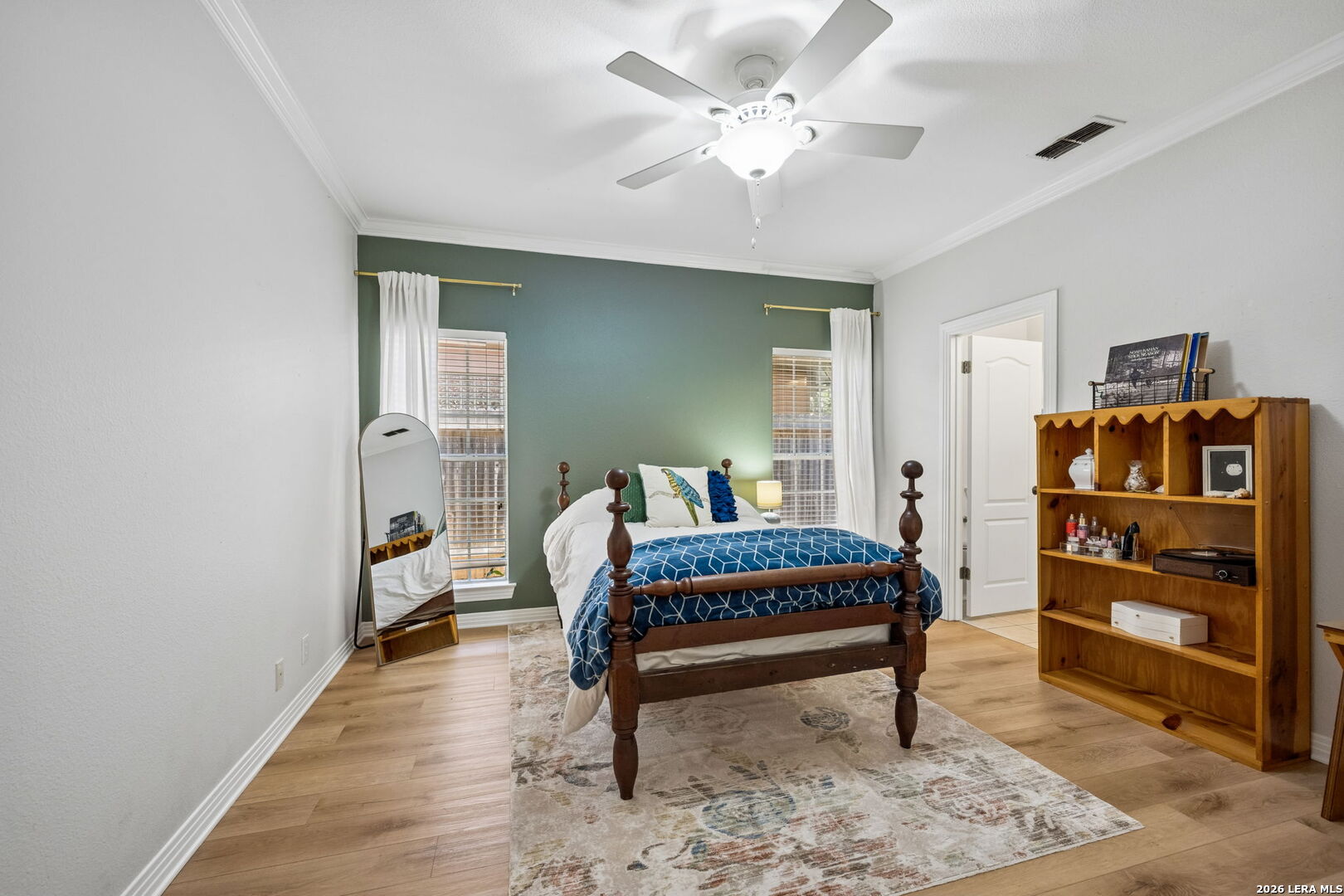 10 Inwood Knoll