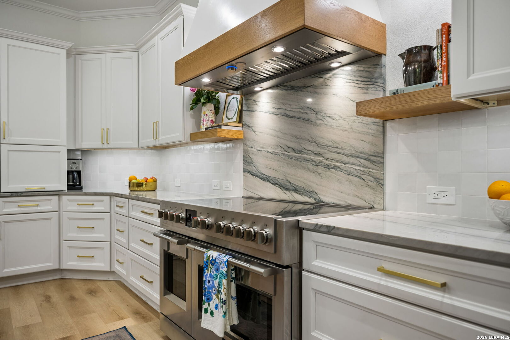 10 Inwood Knoll