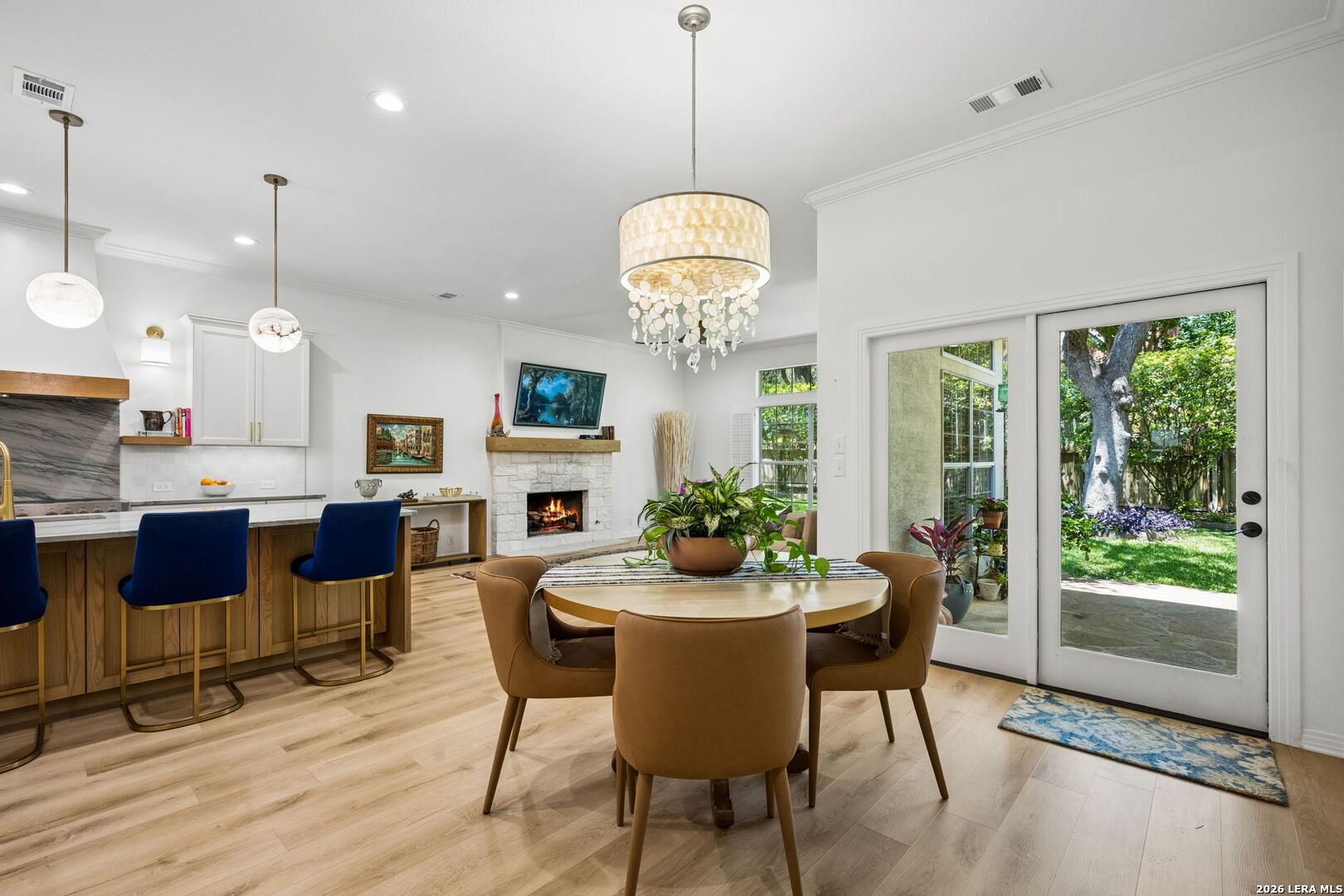 10 Inwood Knoll