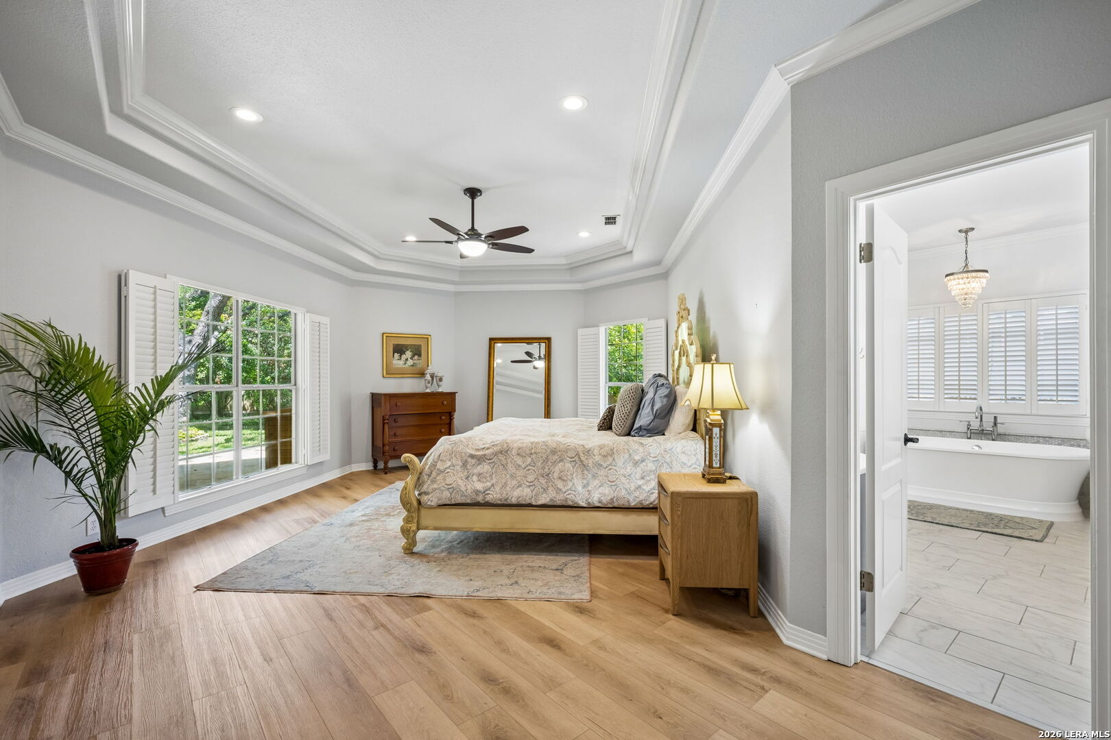 10 Inwood Knoll