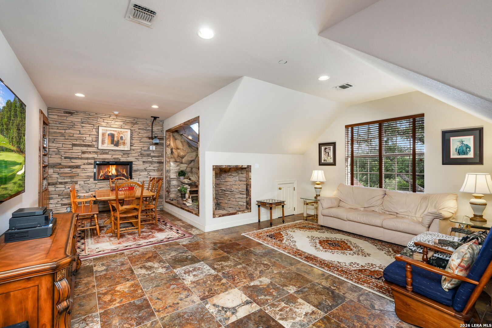 8040 Rolling Acres Trail