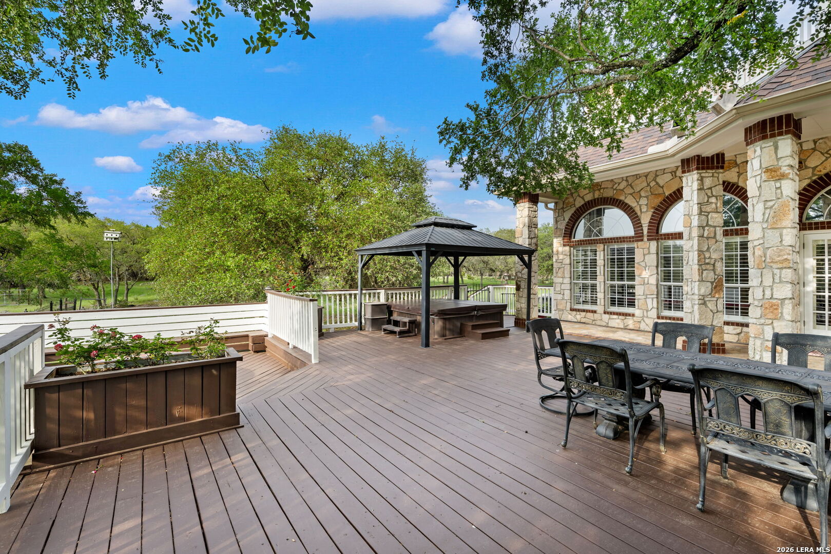 8040 Rolling Acres Trail