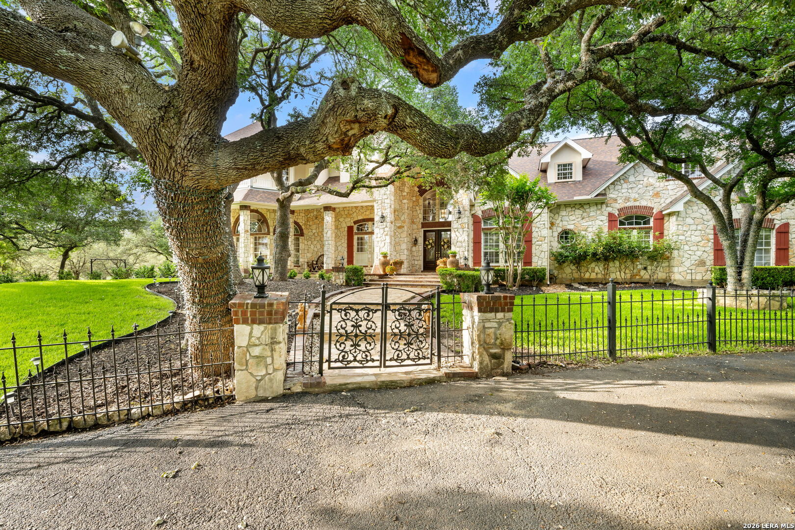 8040 Rolling Acres Trail