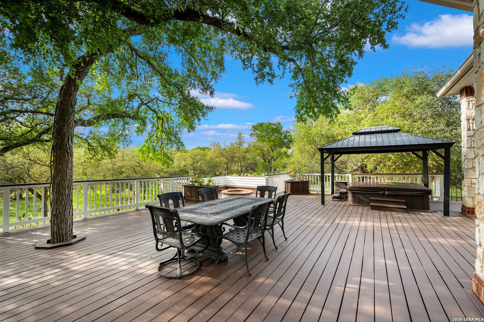 8040 Rolling Acres Trail