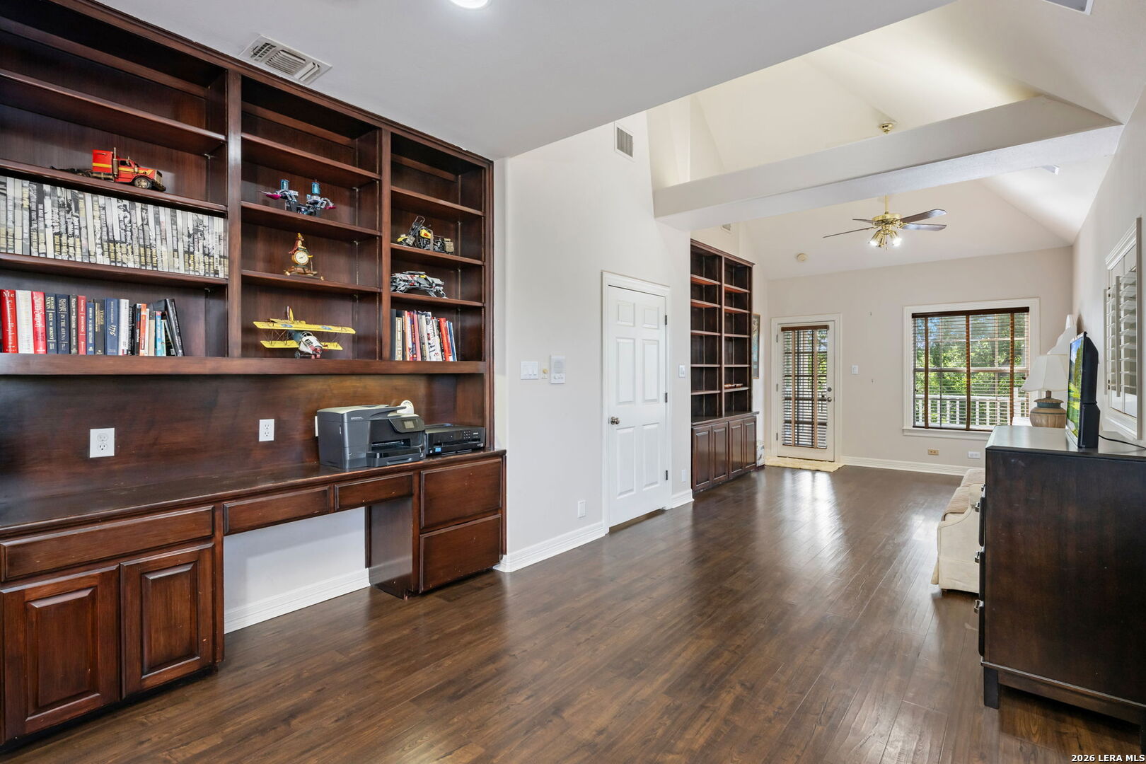 8040 Rolling Acres Trail