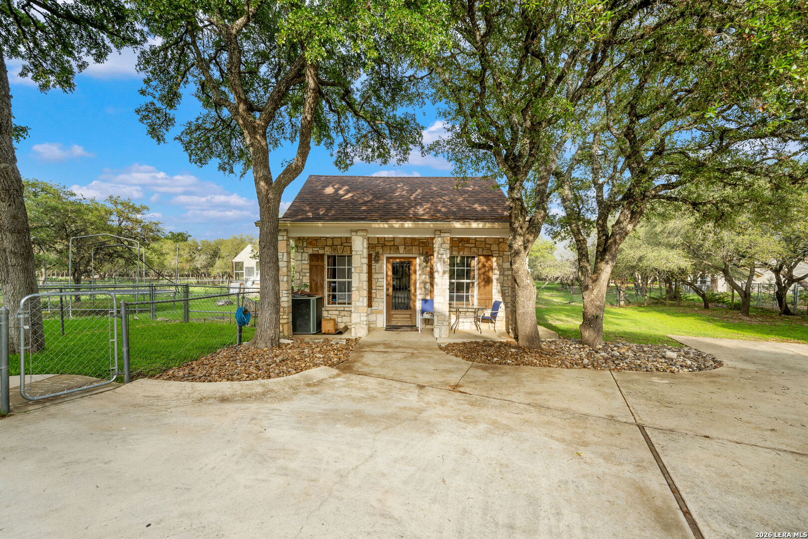 8040 Rolling Acres Trail