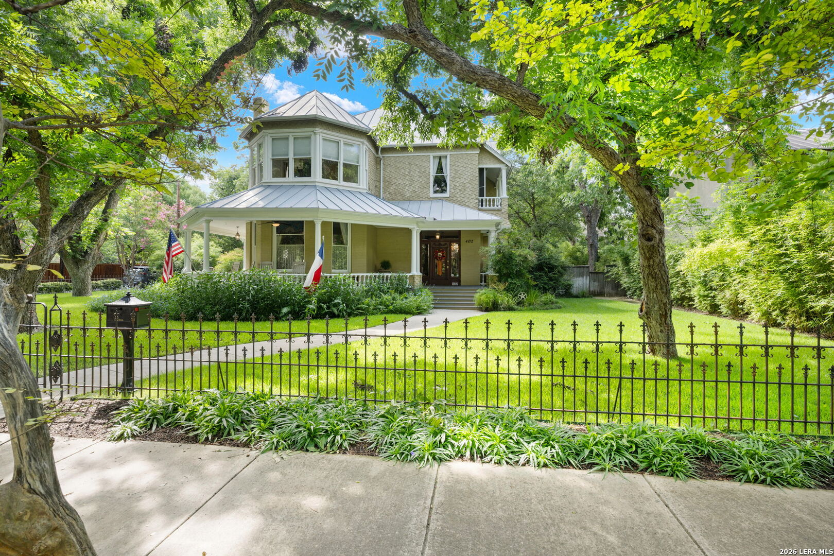402 Madison