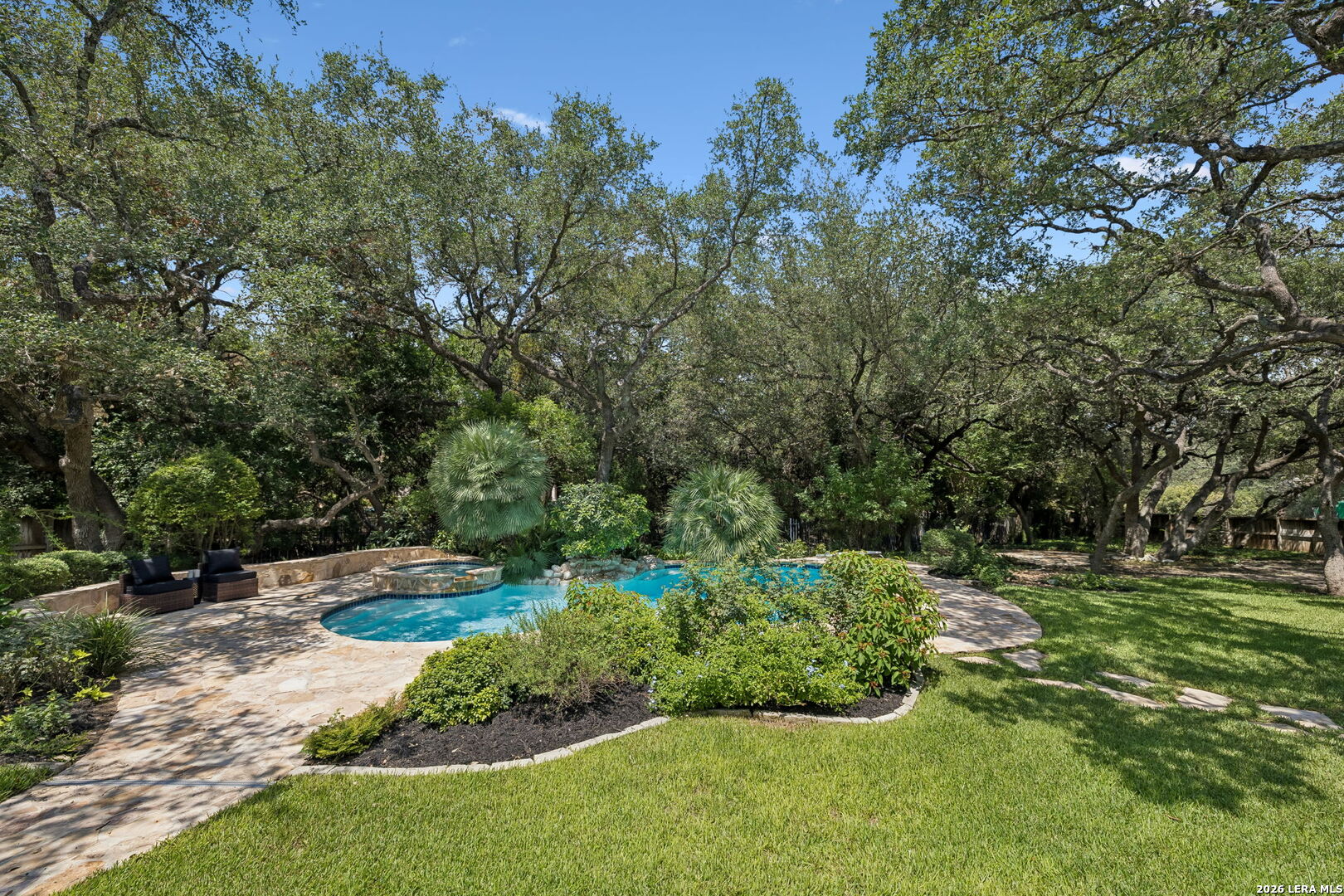 203 Durand Oak