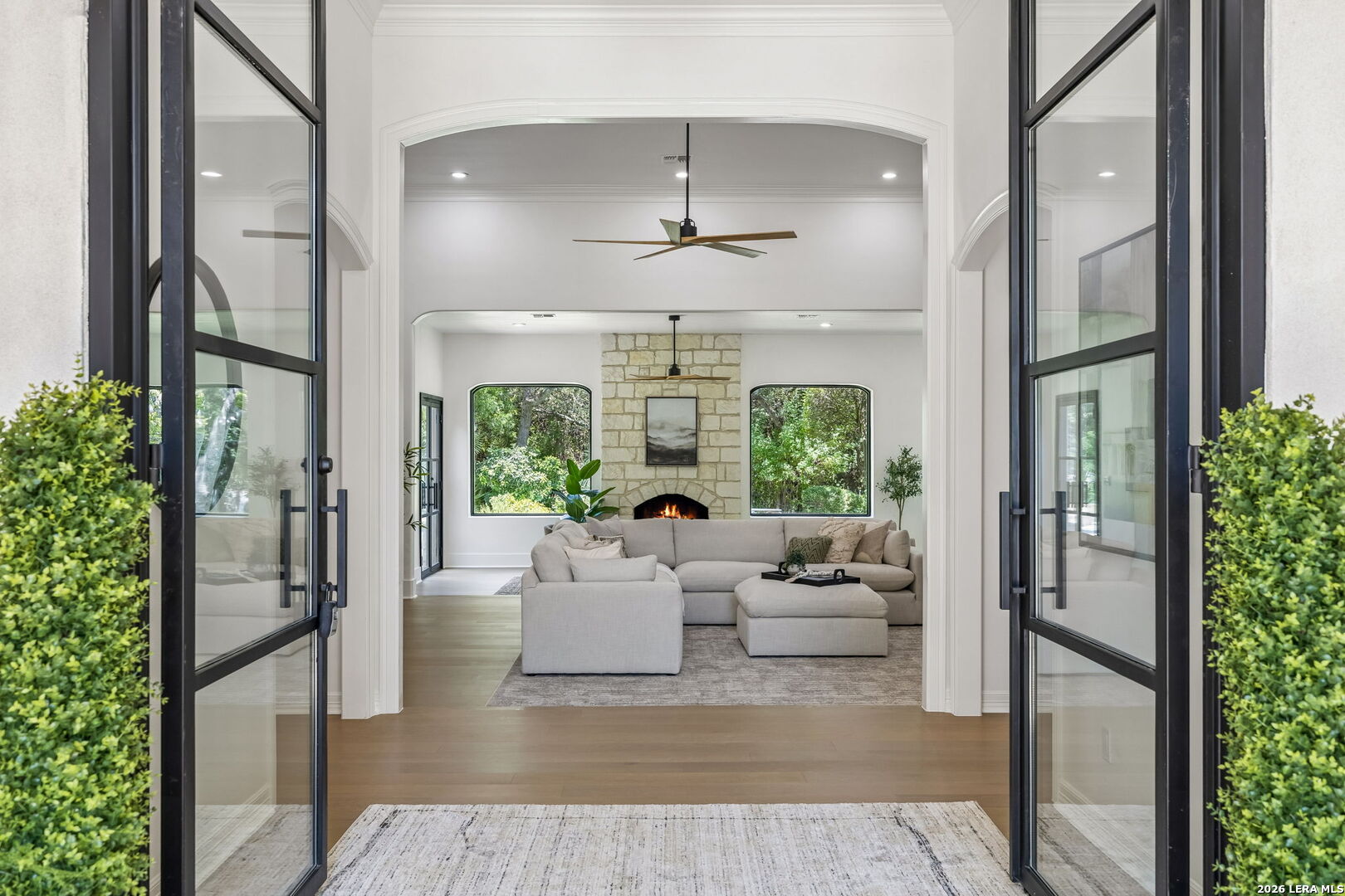 203 Durand Oak