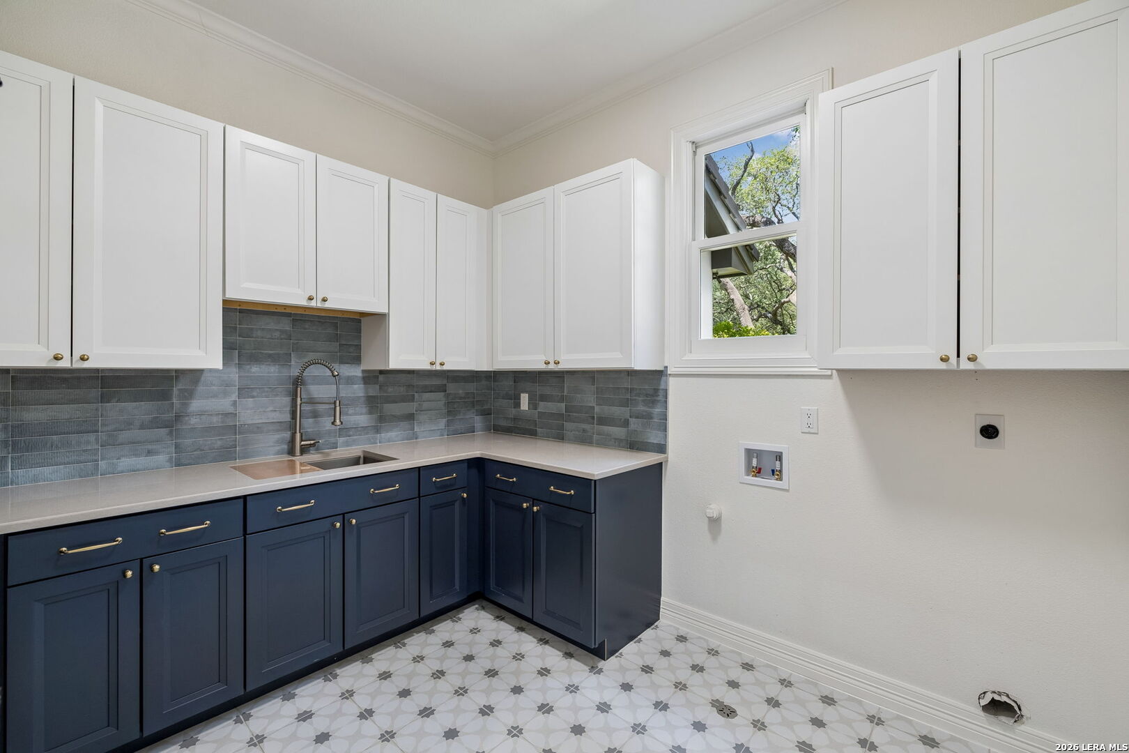 203 Durand Oak