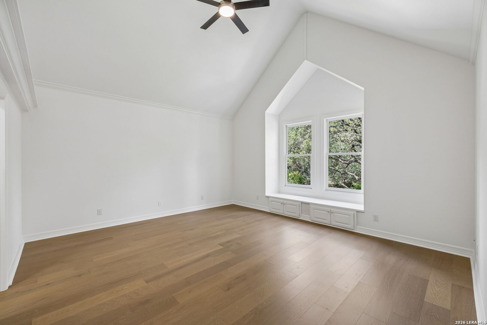 203 Durand Oak
