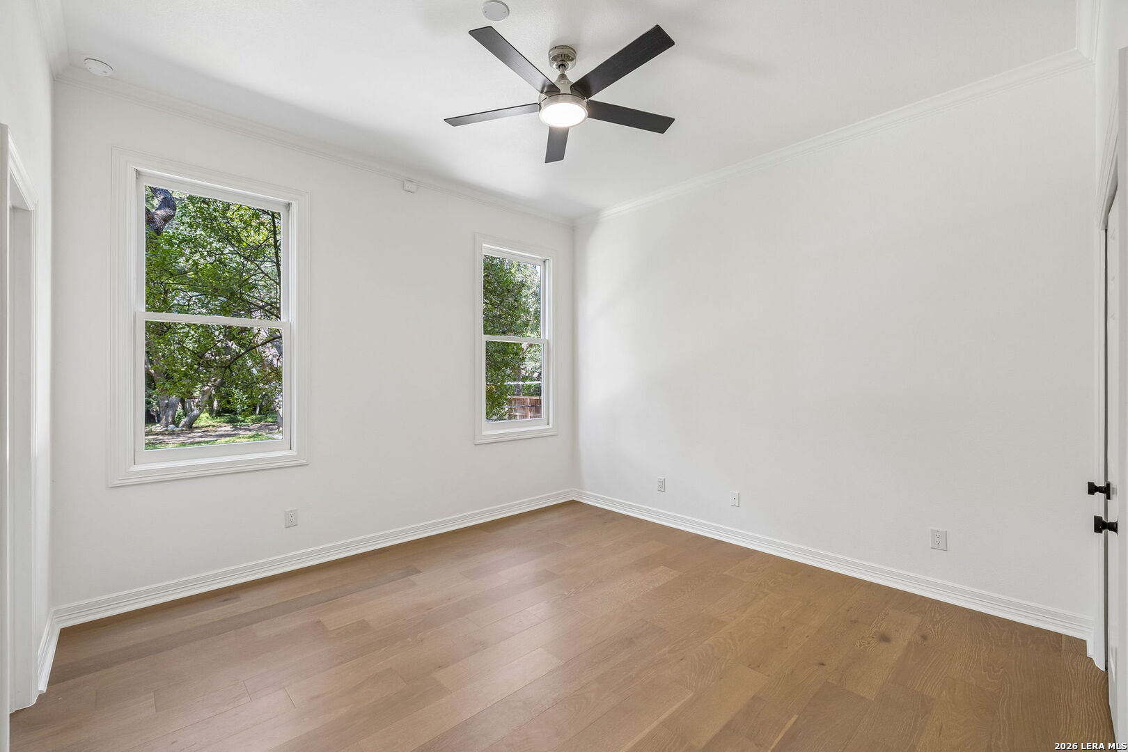 203 Durand Oak