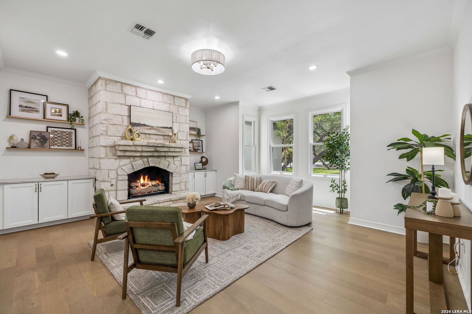 203 Durand Oak