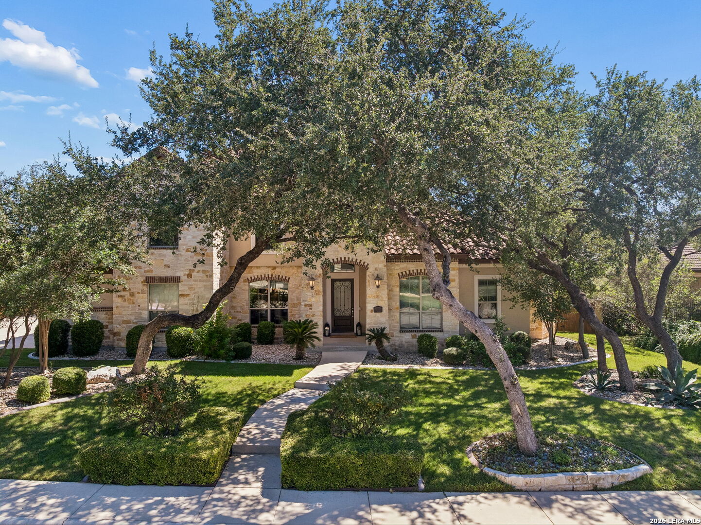 210 Persimmon Pond