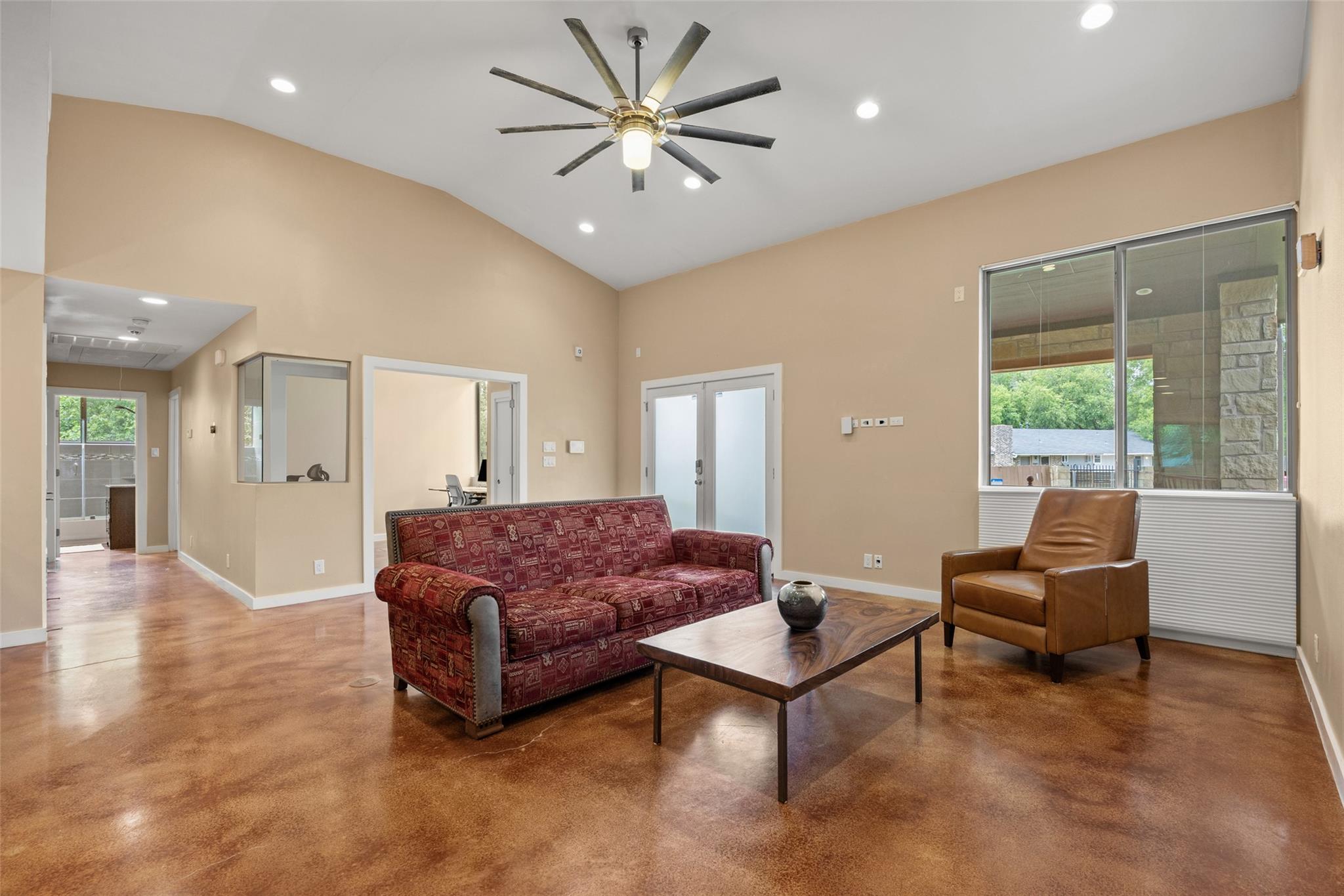 5106 Spruce CV