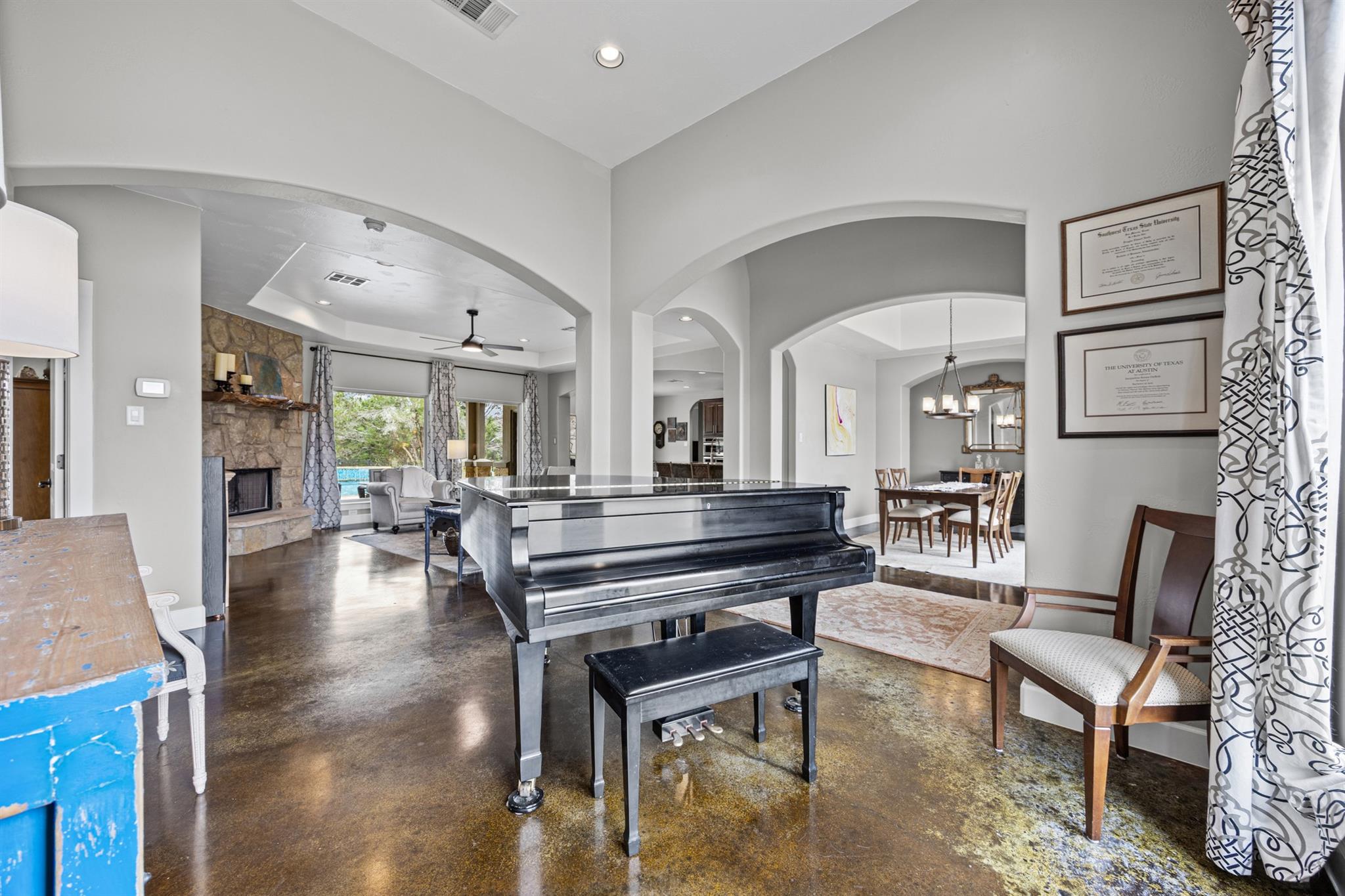 204 Joshua DR