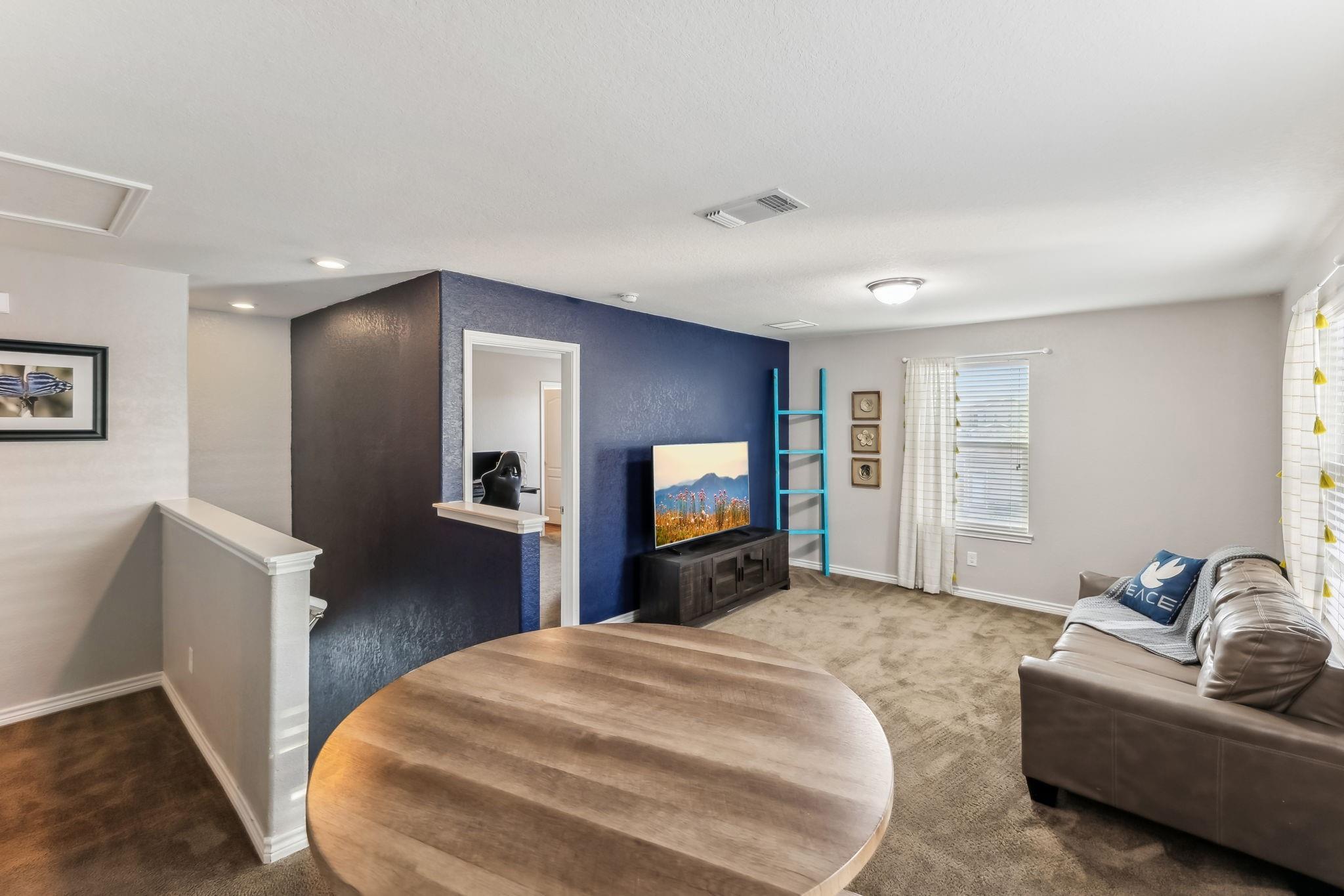 2069 Brandywine DR