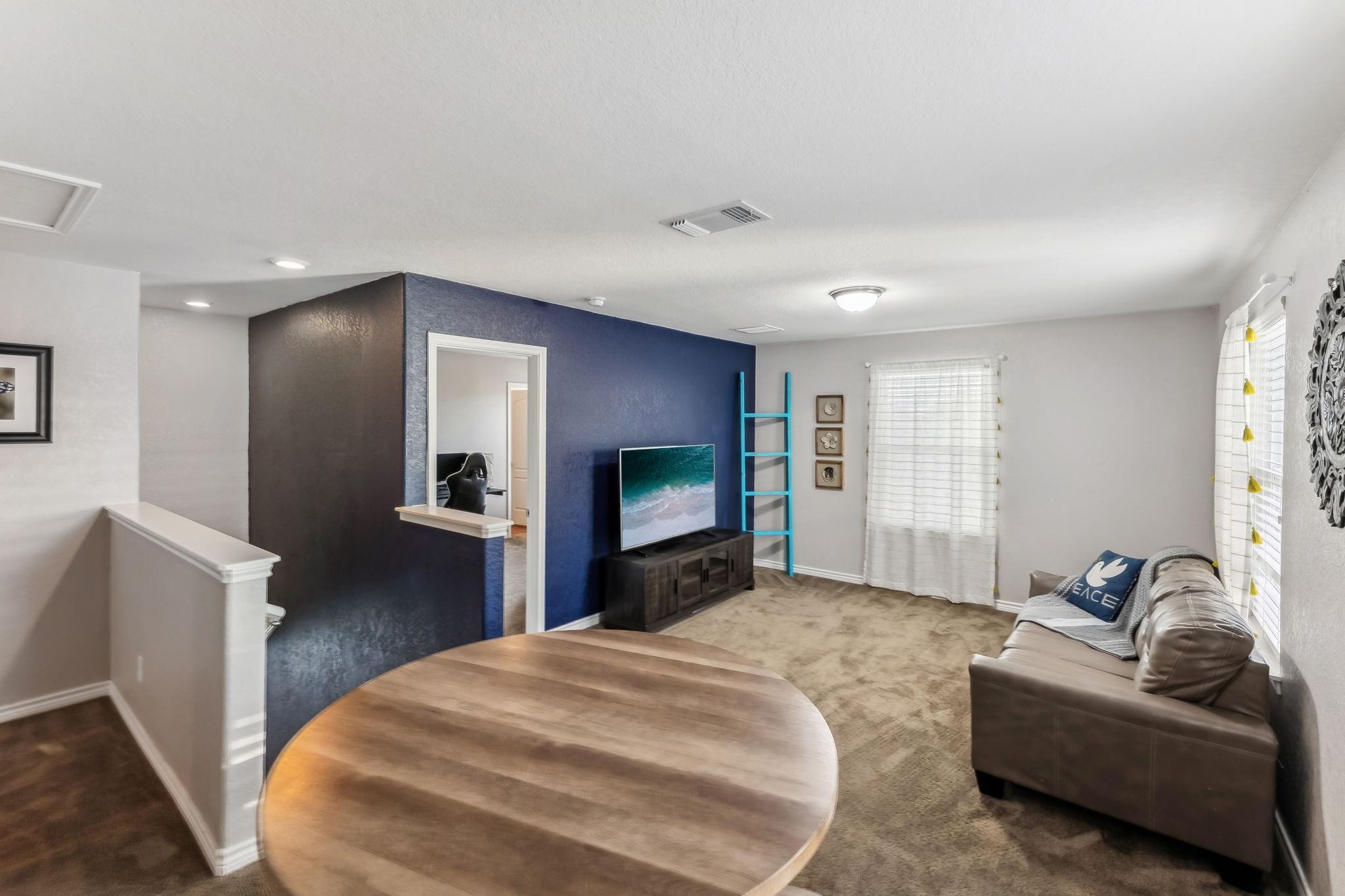 2069 Brandywine DR