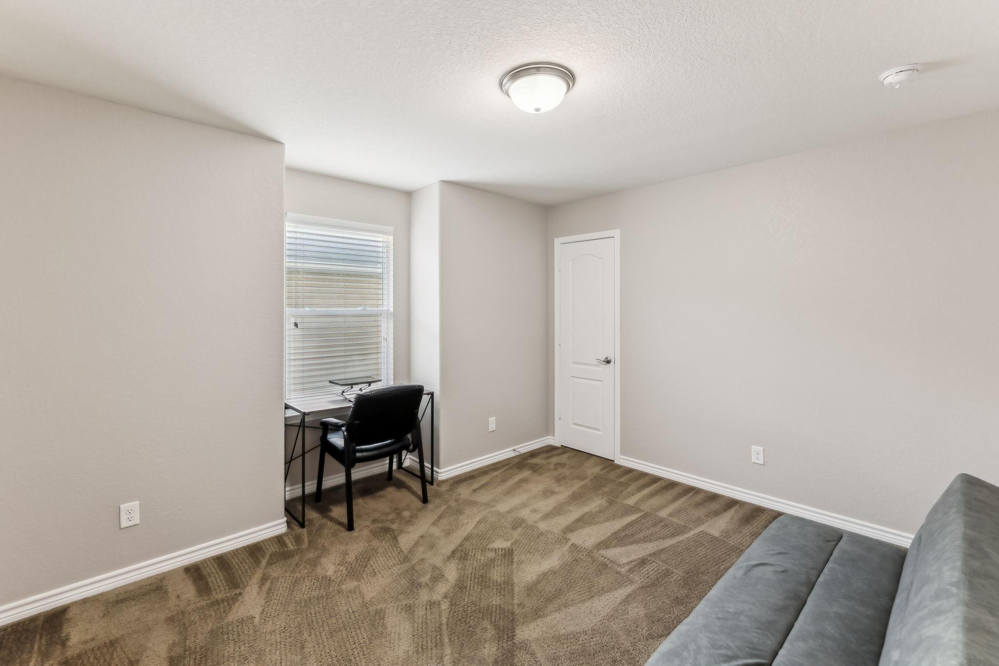 2069 Brandywine DR